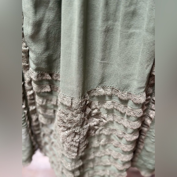 Anthropologie Pale moss green silk organza lacy dress (6) - Picture 5 of 7